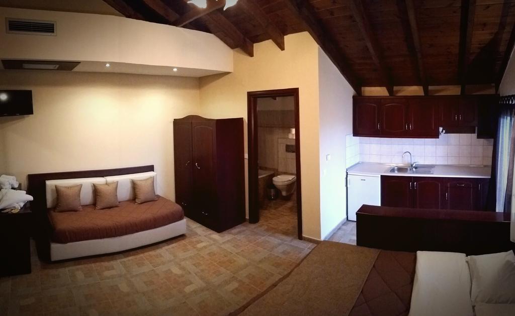 Filippion Hotel Keramotí Zimmer foto